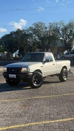 FORD RANGER 2.3 XL 4X2 CD 16V GASOLINA 4P MANUAL FORD RANGER 2.3 XL 4X2 CD 16V GASOLINA 4P MANUAL
